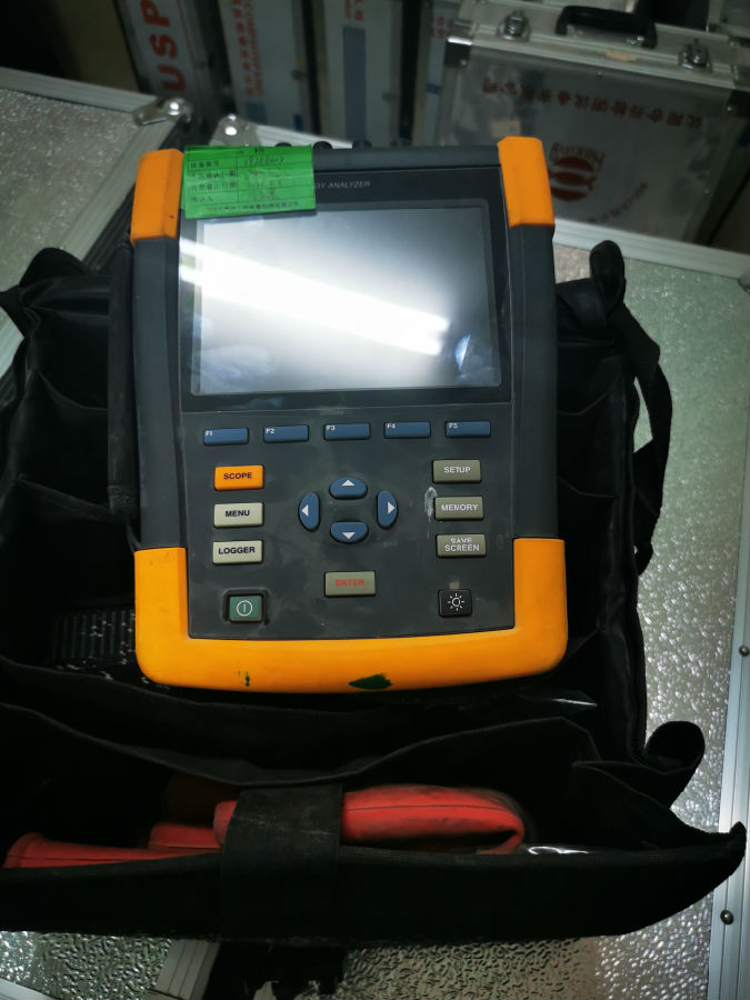 電能質(zhì)量分析儀(FLUKE-434-Ⅱ)_設(shè)備.jpg